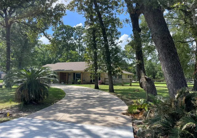 Photo 3 of Sale Pending at 12402 Winding Ln, Cypress, TX 77429 | MLS# 40827640 | Listing updated on 2026-09-17