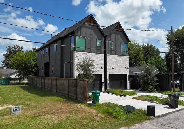 Photo 3 of Land for sale at 1513-1515 W 24th Street, Houston, TX 77008 | MLS# 50070228 | Listing updated on 2026-09-14