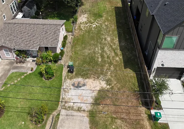 Photo 4 of Land for sale at 1513-1515 W 24th Street, Houston, TX 77008 | MLS# 50070228 | Listing updated on 2026-09-14