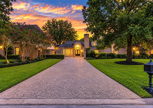 Photo 1 of Sale Pending at 807 Spear Point Cvs, Houston, TX 77079 | MLS# 9451106 | Listing updated on 2026-09-15