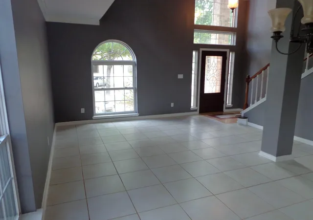 Photo 3 of Single family home for sale at 1602 Emerald Lake Ct, Houston, TX 77062 | MLS# 58128461 | Listing updated on 2026-09-26