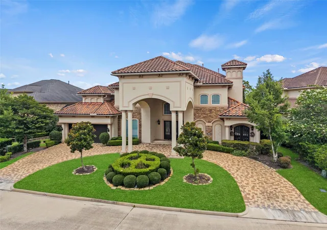 Photo 2 of Mansion for sale at 11822 Montmarte Blvd, Houston, TX 77082 | MLS# 23384825 | Listing updated on 2026-09-03