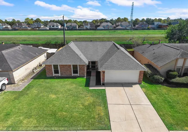 Photo 1 of Single family home for sale at 14219 Swanfield Dr, Houston, TX 77083 | MLS# 36616401 | Listing updated on 2026-09-01