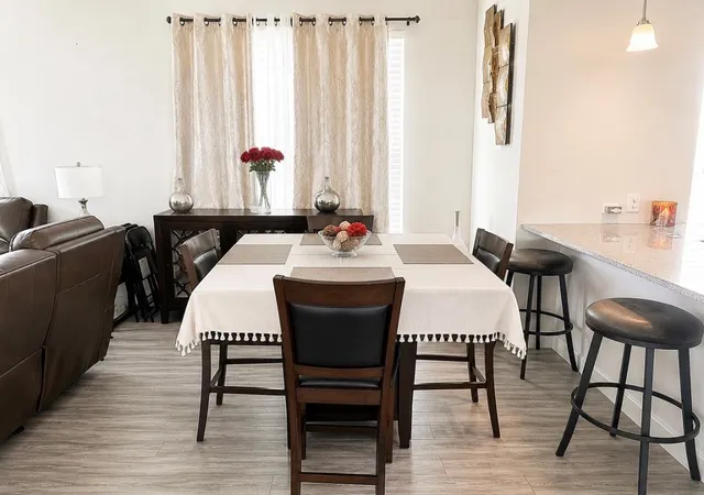 Photo 3 of Single family home for sale at 915 Lakeland Cir, Rosharon, TX 77583 | MLS# 37336138 | Listing updated on 2026-09-07