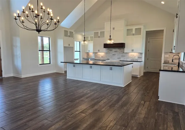 Photo 3 of Single family home for sale at 370 Spring Crk Rd, Brenham, TX 77833 | MLS# 78259555 | Listing updated on 2026-09-02