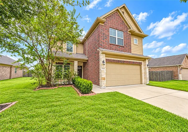 Photo 3 of Single family home for sale at 1930 Red Cedar Trl, Rosenberg, TX 77471 | MLS# 60438440 | Listing updated on 2026-09-21
