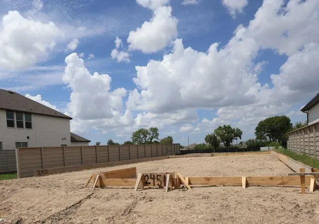 Photo 3 of Single family home for sale at 2451 Mission Hts Way, Manvel, TX 77578 | MLS# 45422913 | Listing updated on 2026-09-04