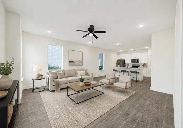 Listing Photo 4 - Condo for sale in building located at 7957 Booker St, Houston, TX 77028 - Unit #A/B