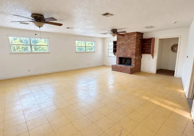 Photo 3 of Single family home for sale at 1510 24th Street, Galveston, TX 77550 | MLS# 15359624 | Listing updated on 2026-09-25