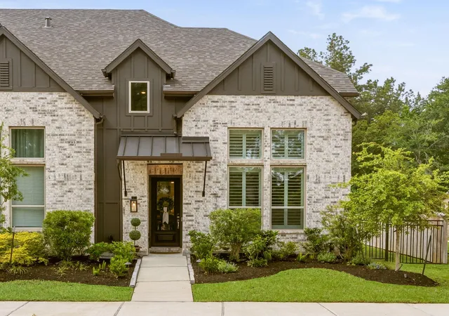 Photo 2 of Townhouse for sale at 515 Cypress Valley Ave, Montgomery, TX 77316 | MLS# 25626845 | Listing updated on 2026-09-03