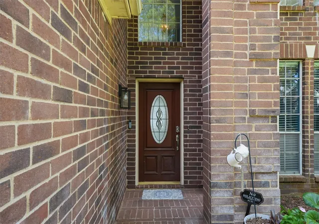 Photo 2 of Single family home for sale at 4431 Forest Crk, Missouri City, TX 77459 | MLS# 43447539 | Listing updated on 2026-09-27