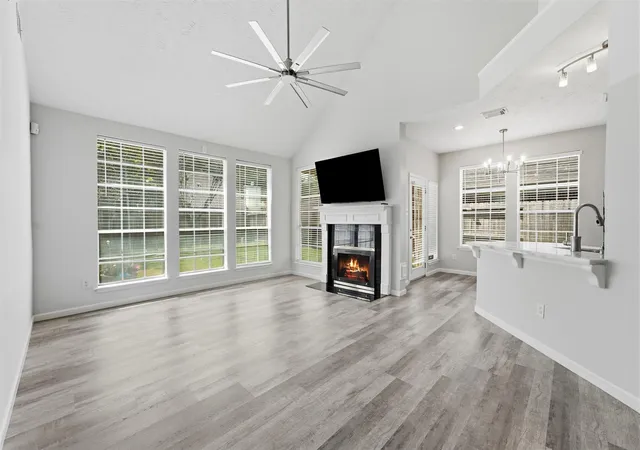 Photo 3 of Single family home for sale at 4431 Forest Crk, Missouri City, TX 77459 | MLS# 43447539 | Listing updated on 2026-09-27
