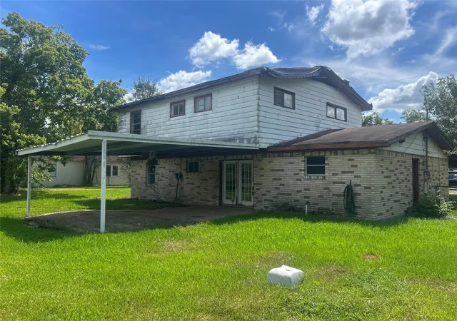 Photo 3 of Single family home for sale at 1412 Missouri St, Orange, TX 77630 | MLS# 23815845 | Listing updated on 2026-09-03