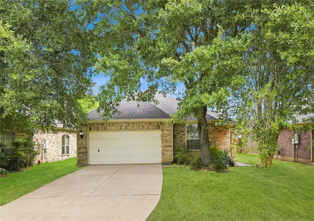 Photo 2 of Single family home for sale at 3719 Nichols Ave, Dickinson, TX 77539 | MLS# 83813280 | Listing updated on 2026-09-18