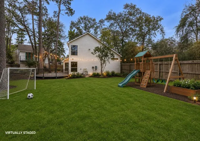 Photo 3 of Single family home for sale at 4 N Autumnwood Way, Spring, TX 77380 | MLS# 55530556 | Listing updated on 2026-09-15