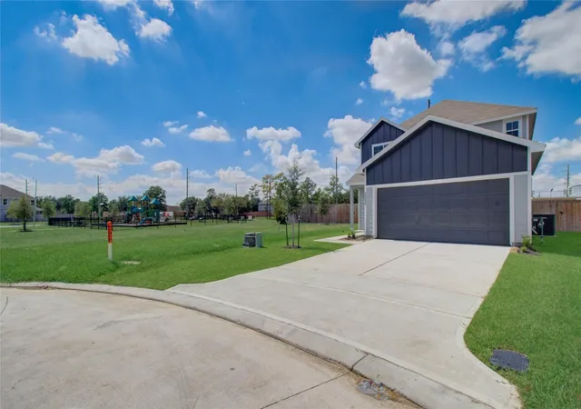 Photo 3 of Single family home for sale at 22223 Regal Hts Ln, Houston, TX 77073 | MLS# 47739973 | Listing updated on 2026-09-19