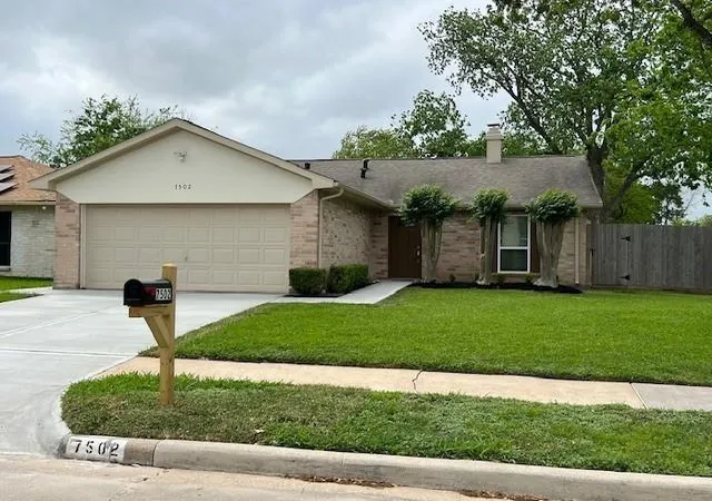 Photo 1 of Single family home for sale at 7502 Trabajo Dr, Houston, TX 77083 | MLS# 16220429 | Listing updated on 2026-09-15