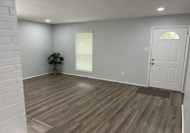Photo 2 of Single family home for sale at 7502 Trabajo Dr, Houston, TX 77083 | MLS# 16220429 | Listing updated on 2026-09-15