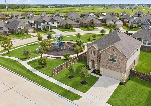 Photo 2 of Single family home for sale at 4615 Bartagrass Dr, Richmond, TX 77469 | MLS# 12717152 | Listing updated on 2026-09-25