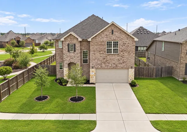 Photo 3 of Single family home for sale at 4615 Bartagrass Dr, Richmond, TX 77469 | MLS# 12717152 | Listing updated on 2026-09-25