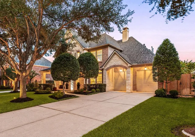 Photo 3 of Single family home for sale at 25515 Autumnwind Ct, Katy, TX 77494 | MLS# 66507537 | Listing updated on 2026-09-14