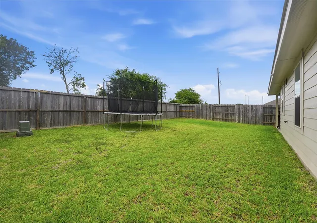 Photo 25 of Single family home for sale at 4902 Penton Meadow Ln, Rosharon, TX 77583 | MLS# 90250667 | Listing updated on 2026-10-05