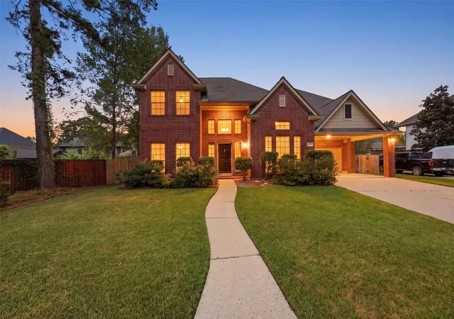 Photo 2 of Single family home for sale at 18723 Hickory Ashe Dr, Humble, TX 77346 | MLS# 7579474 | Listing updated on 2026-10-09