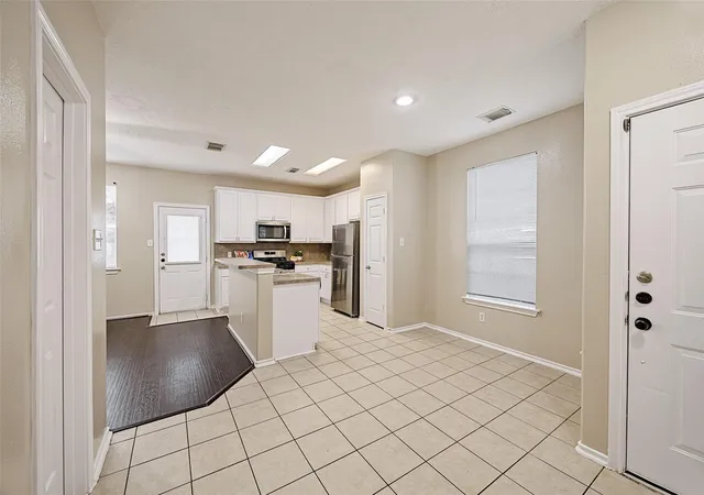 Photo 4 of Sale Pending at 14334 Fairbuff Ln, Houston, TX 77014 | MLS# 34171908 | Listing updated on 2026-10-08
