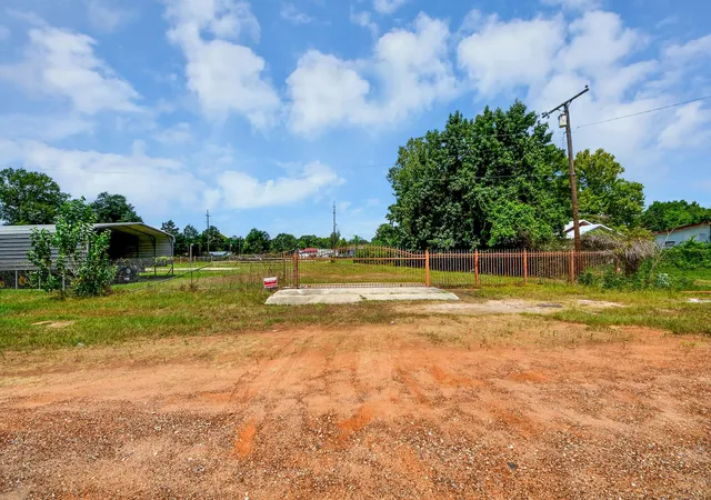 Photo 4 of Land for sale at 1301 N San Jacinto Ave, Cleveland, TX 77327 | MLS# 53206844 | Listing updated on 2026-09-12