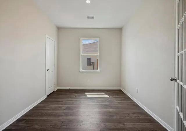 Photo 4 of Single family home for sale at 25511 Blooming Hazel Dr, Cleveland, TX 77328 | MLS# 57410123 | Listing updated on 2026-09-05