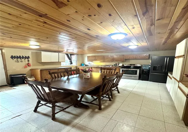 Photo 3 of Single family home for sale at 10682 Foxfire Dr, Plantersville, TX 77363 | MLS# 27632673 | Listing updated on 2026-09-04