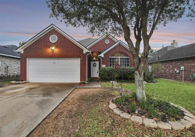 Photo 3 of Single family home for sale at 38114 E Sulphur Crk Dr, Magnolia, TX 77355 | MLS# 46032088 | Listing updated on 2026-09-12