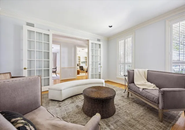 Photo 3 of Sale Pending at 1815 Albans Rd, Houston, TX 77005 | MLS# 42672740 | Listing updated on 2026-10-02