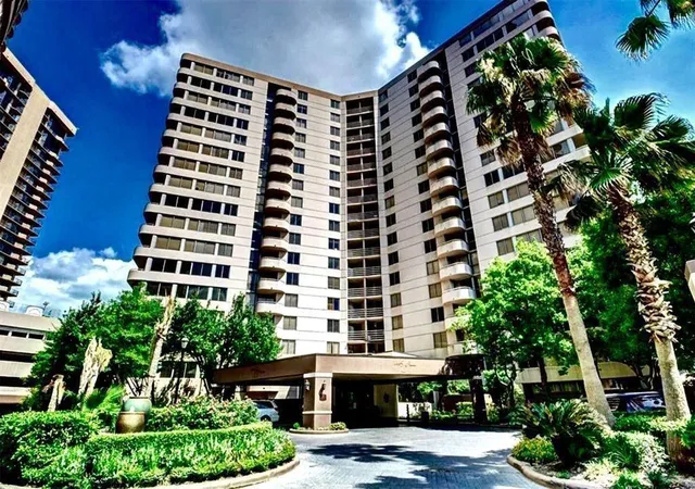 Photo 1 of Condo for sale at 3525 Sage Rd #411, Houston, TX 77056 | MLS# 438842 | Listing updated on 2026-09-16