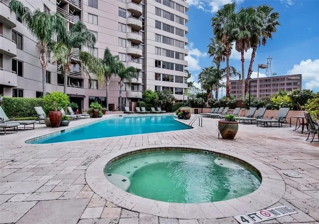 Photo 4 of Condo for sale at 3525 Sage Rd #411, Houston, TX 77056 | MLS# 438842 | Listing updated on 2026-09-16