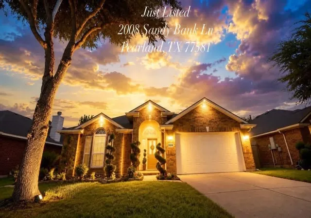 Photo 1 of Sale Pending at 2008 Sandy Bank Ln, Pearland, TX 77581 | MLS# 52692098 | Listing updated on 2026-09-19