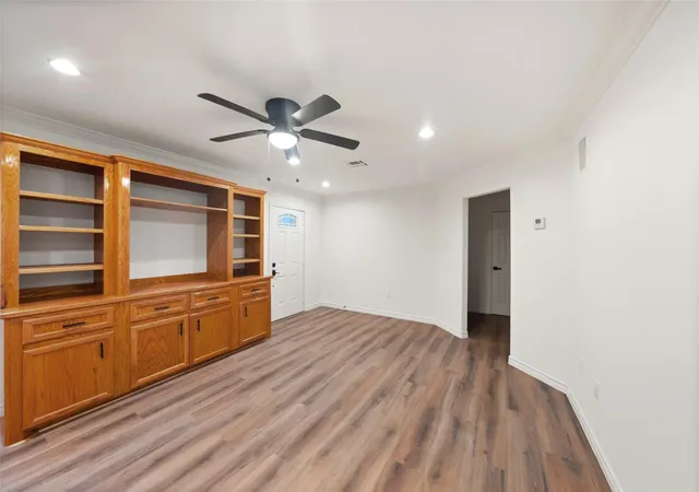 Photo 4 of Single family home for sale at 27 Deerfield Rd, Huntsville, TX 77340 | MLS# 6728874 | Listing updated on 2026-09-12