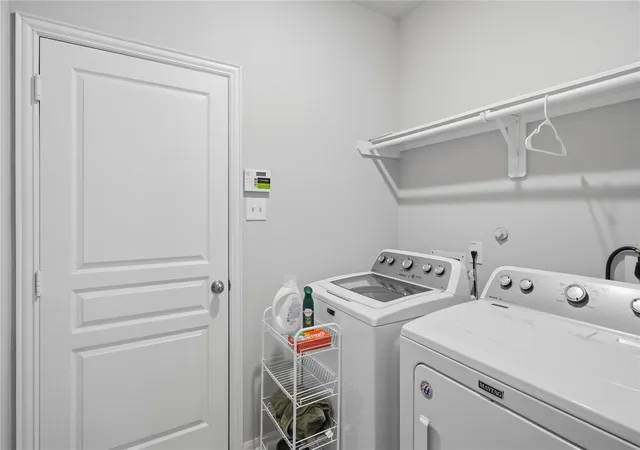 Photo 3 of Single family home for sale at 1523 Barras St, Alvin, TX 77511 | MLS# 24430551 | Listing updated on 2026-10-07