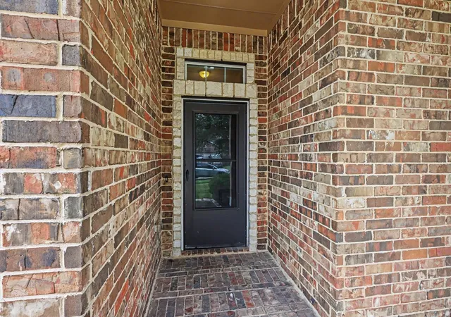 Photo 3 of Single family home for sale at 8307 Mandalay Bay Dr, Baytown, TX 77523 | MLS# 2069216 | Listing updated on 2026-09-11