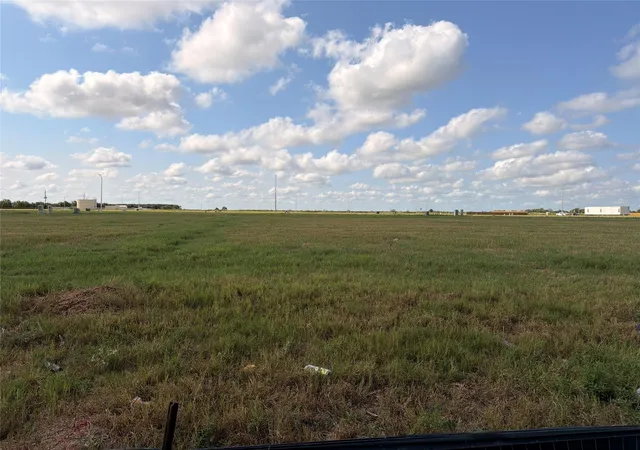 Photo 2 of Single family home for sale at 3036 Mustang Grv Way, Brookshire, TX 77423 | MLS# 35056346 | Listing updated on 2026-09-03