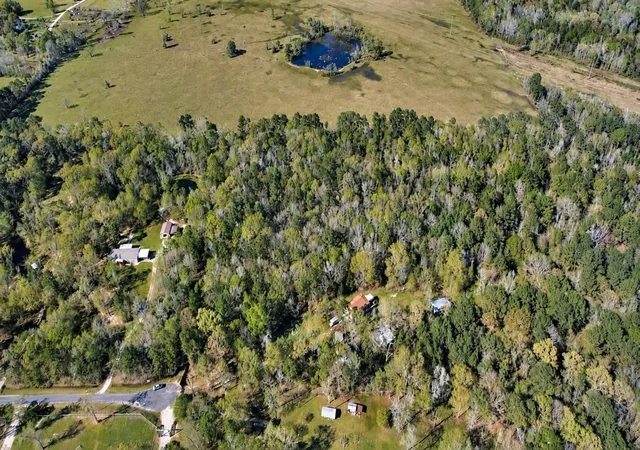 Photo 4 of Sale Pending at 525 County Rd 3016, Dayton, TX 77535 | MLS# 89666328 | Listing updated on 2026-09-26