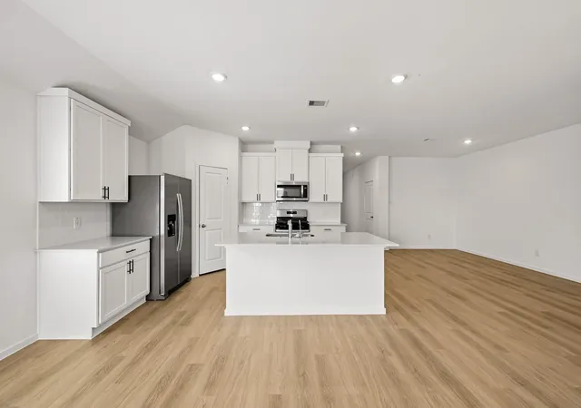 Photo 4 of Single family home for sale at 320 Tall Birch Dr, Hockley, TX 77447 | MLS# 55025370 | Listing updated on 2026-09-23