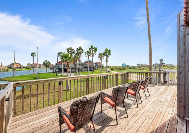 Photo 3 of Townhouse for sale at 83 Private Rd 638, Matagorda, TX 77457 | MLS# 45547371 | Listing updated on 2026-09-03