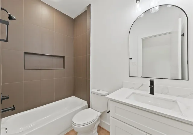 Photo 3 of Single family home for sale at 409 Calloway St #A-B, Houston, TX 77029 | MLS# 89577053 | Listing updated on 2026-09-23