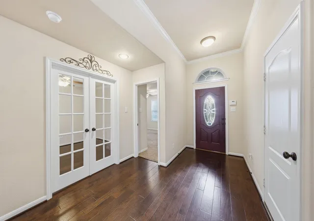 Photo 3 of Single family home for sale at 7611 Willow School Dr, Spring, TX 77389 | MLS# 27992393 | Listing updated on 2026-09-12