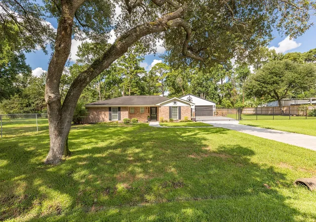 Photo 1 of Single family home for sale at 21519 Tophill Dr, Spring, TX 77388 | MLS# 68703263 | Listing updated on 2026-09-11
