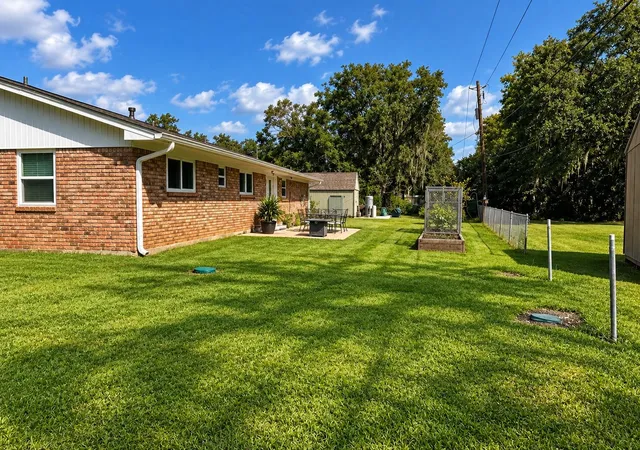 Photo 15 of Single family home for sale at 504 Edgewater St, Richwood, TX 77531 | MLS# 93478246 | Listing updated on 2026-10-08
