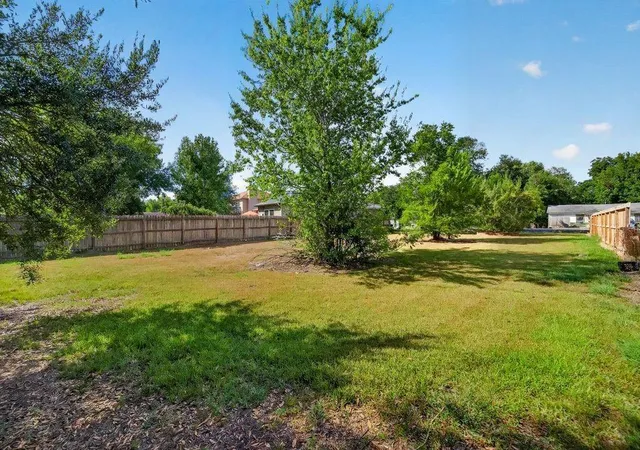 Photo 1 of Land for sale at 5122 Wilmington St, Houston, TX 77033 | MLS# 97846588 | Listing updated on 2026-09-23