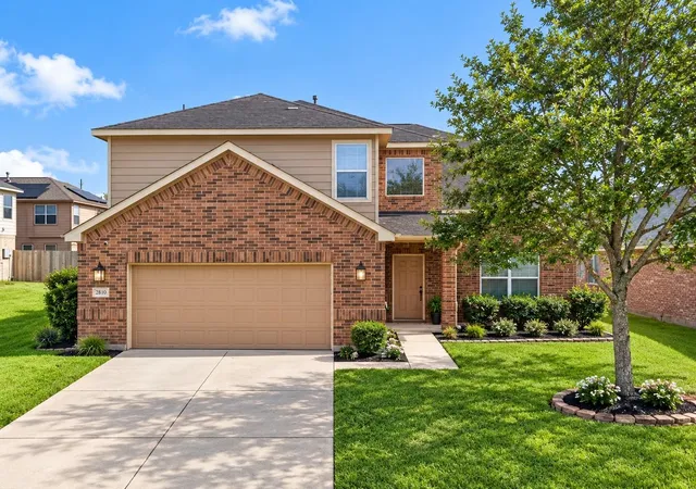 Photo 1 of Single family home for sale at 206 Unique Ct, Rosharon, TX 77583 | MLS# 39461476 | Listing updated on 2026-09-09