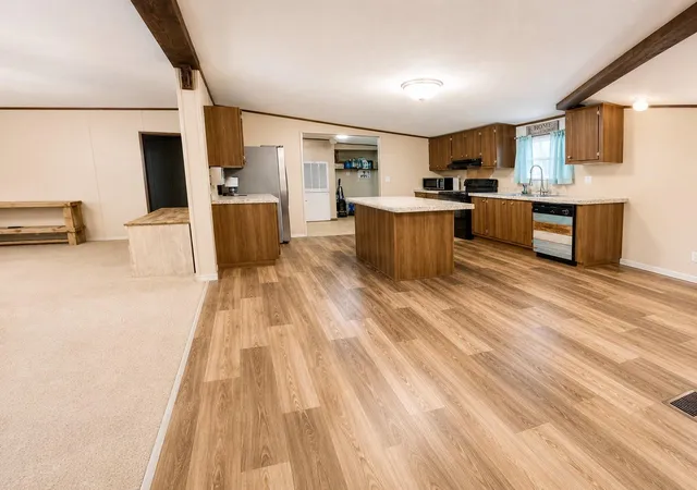 Photo 4 of Single family home for sale at 235 Red Oak, Onalaska, TX 77360 | MLS# 92865252 | Listing updated on 2026-09-05